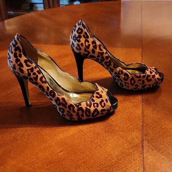 Guess by Marciano, Peep Toe Stiletto Heels, Size 6.5", Leopard Animal Print - Picture 3 of 10